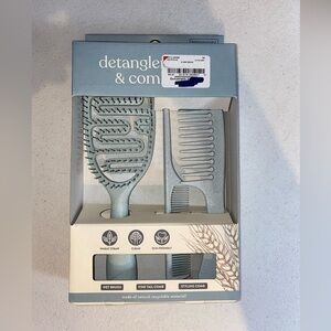Blue Detangler and Comb Set